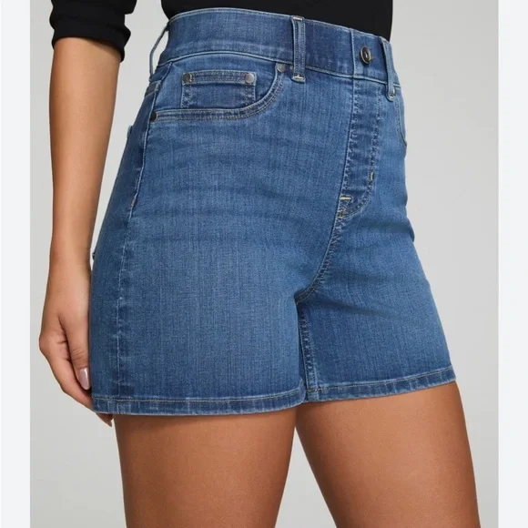 Spanx Blue Denim Women's Pull-on Shorts - Picture 1 of 12
